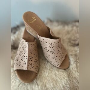 Clark’s wedge slide